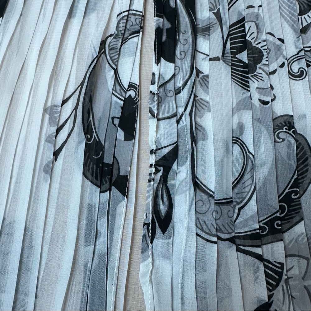 Womens Chicos Travelers Duster White Floral Pleated Sz 0 S Open Blouse Cardigan - Picture 8 of 11